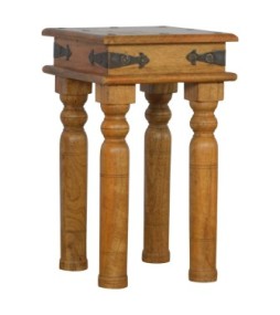 Thakat End Table