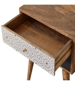 Table de chevet noire à motifs