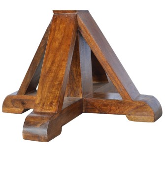 Chestnut Tristle Round Table