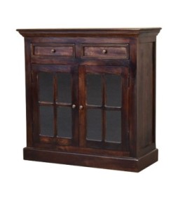 Armoire en noyer avec portes vitrées