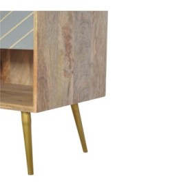 Table de chevet incrustée de ciment avec fente ouverte